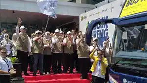 Lepas-1496-Peserta-Mudik-Gratis-Menteri-ESDM-Dirut-PLN-Tekankan-Mudik-Aman-dan-Ramah-Lingkungan.jpg