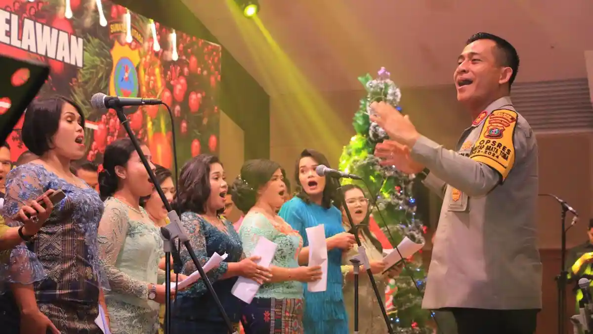 Sebelum Akhiri Jabatan Kapolres Pelabuhan Belawan, Josua Tampubolon Rayakan Natal Bersama Personel