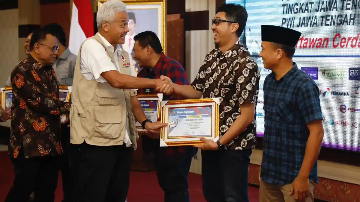 Kata Ganjar saat Puncak HPN Jateng: Media Mainstream dan Medsos Mesti Berkolaborasi, maka . . .