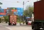 Bongkar Muat Peti Kemas Terminal Peti Kemas Semarang