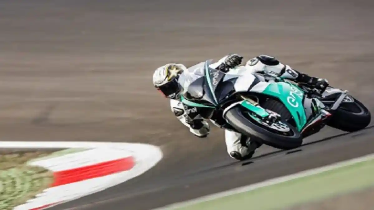 Jelang MotoGP 2019 - Jawaban Resmi Valentino Rossi Soal Sky Racing Team VR46 di Balap MotoE