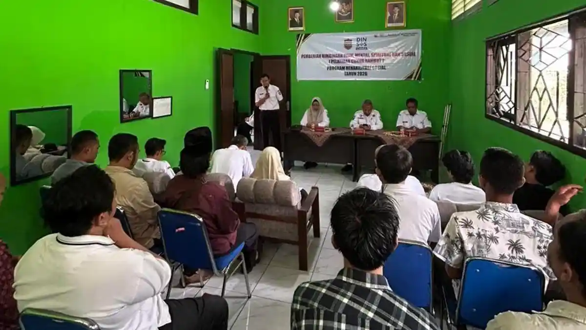 Dinsos Ciamis Latih 15 PPKS Memotong Rambut, Dibekali Skill hingga Mental Usaha