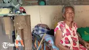 Sosok-lansia-bernama-Mbah-Painah-74-warga-RT-02-RW-14-Kelurahan-Pucangsawit-5.jpg
