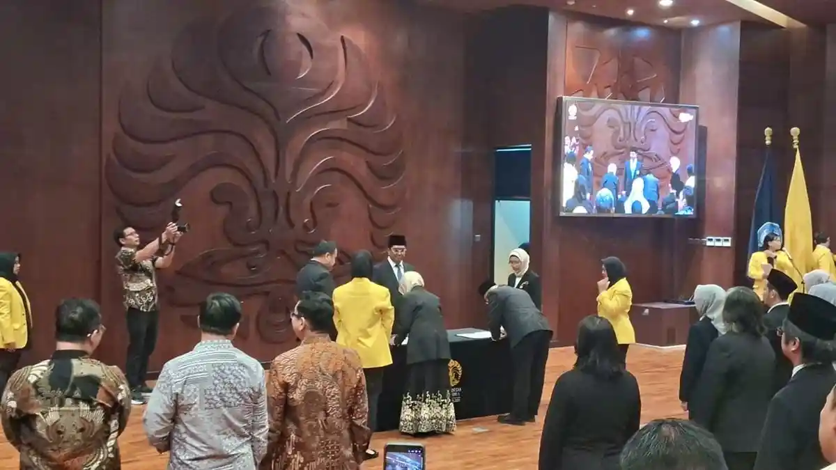 Lantik Dekan Fakultas dan Direktur Vokasi, Rektor UI: Tak Hanya ...
