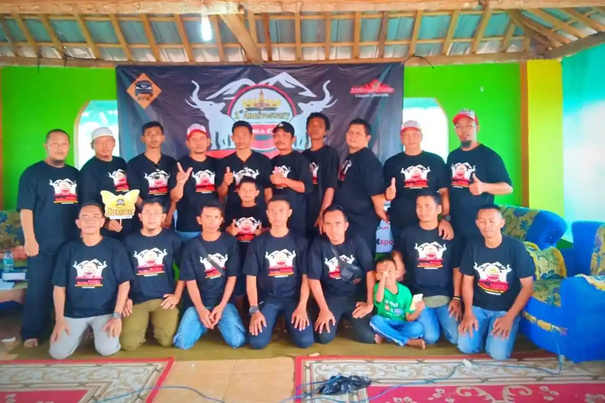 Komuntas ZEC Lampung Tiap Weekend Koptis Oprek Mobil