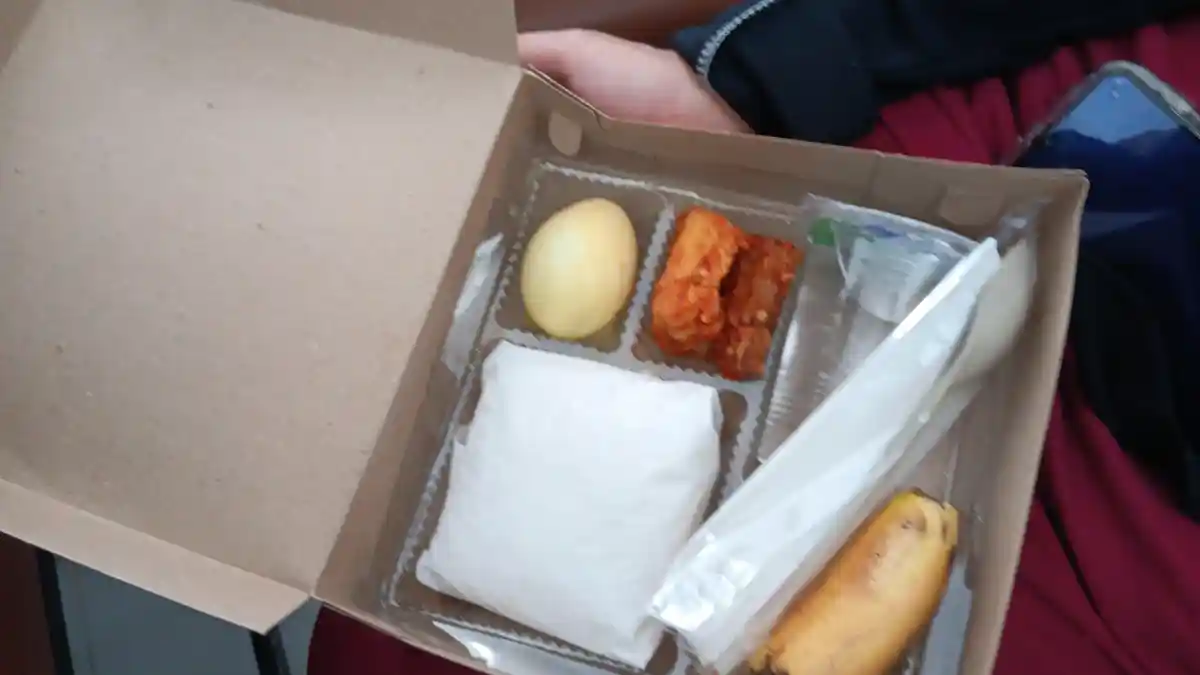 MI Al-Chaeryiah Mamuju Kecewa Tak Dapat Makan Gratis, SPPG Simboro ...