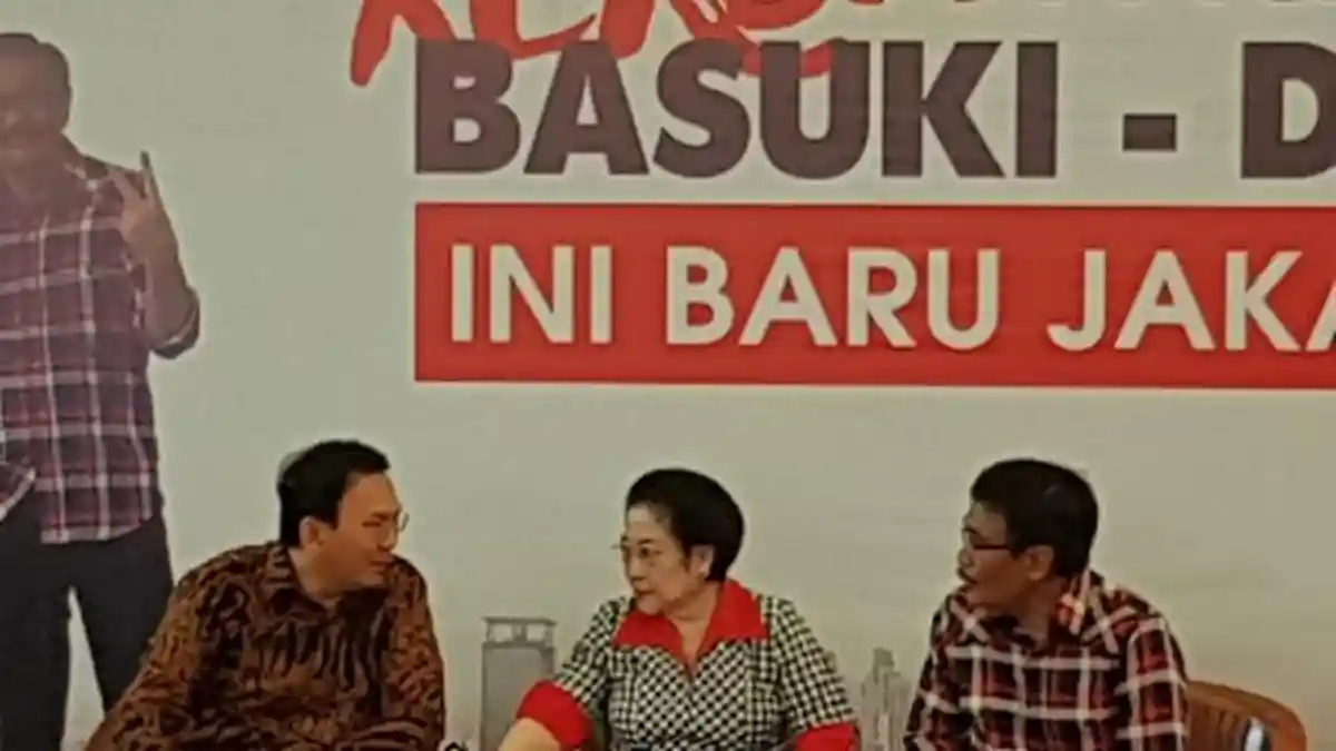 Sambangi Rumah Lembang, Ini yang Dilakukan Megawati Bareng Relawan Ahok-Djarot
