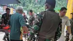 kontak-tembak-kiwirok.jpg
