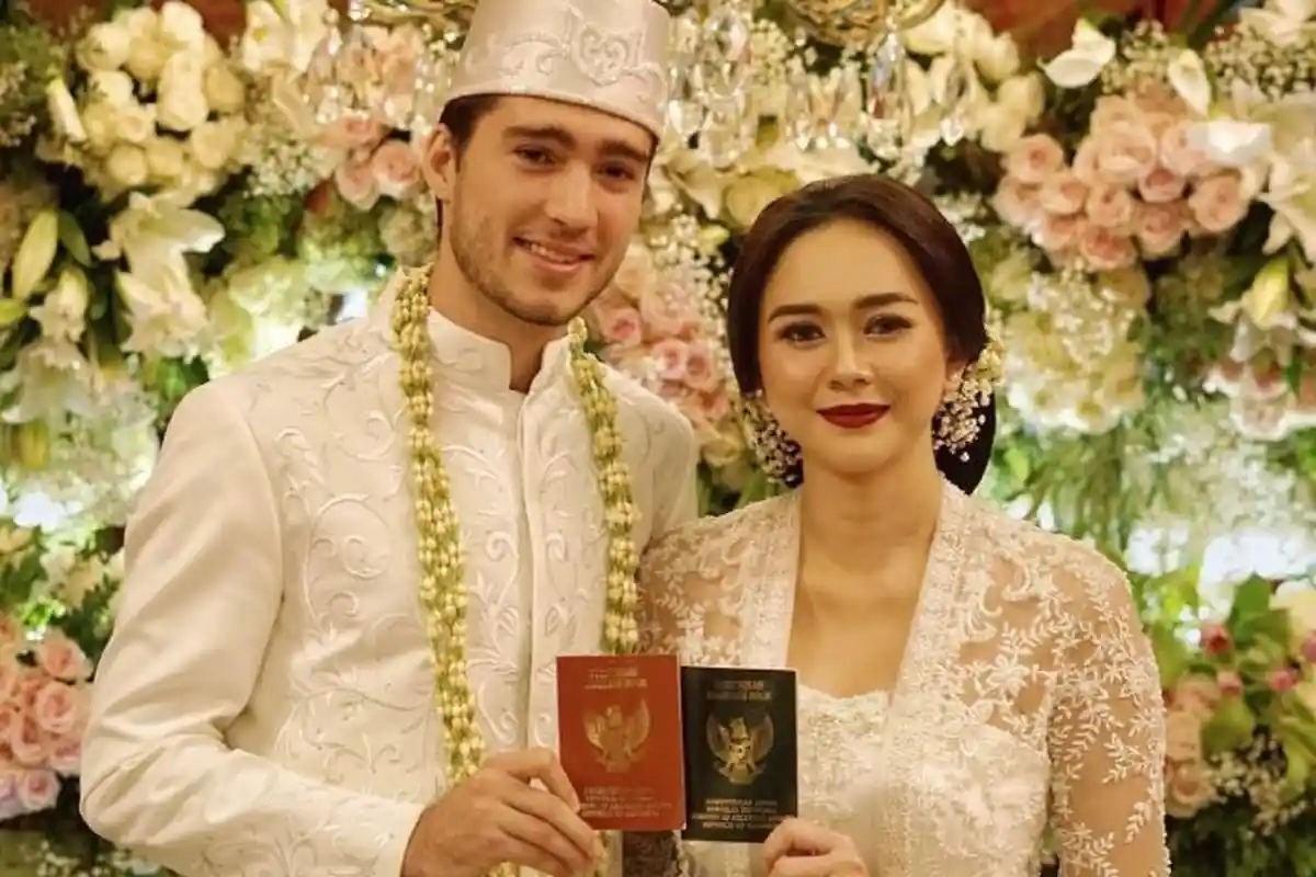 Aura Kasih Ucap Perpisahan untuk Kepergian Glenn Fredly, sang Suami Justru Beri Respon Tak Terduga