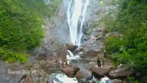 Air-Terjun-Jelutung-Lingga.jpg