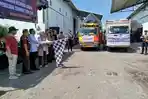 Distribusi-logistik-pilkada-jember-2024-ke-kecamatan.jpg