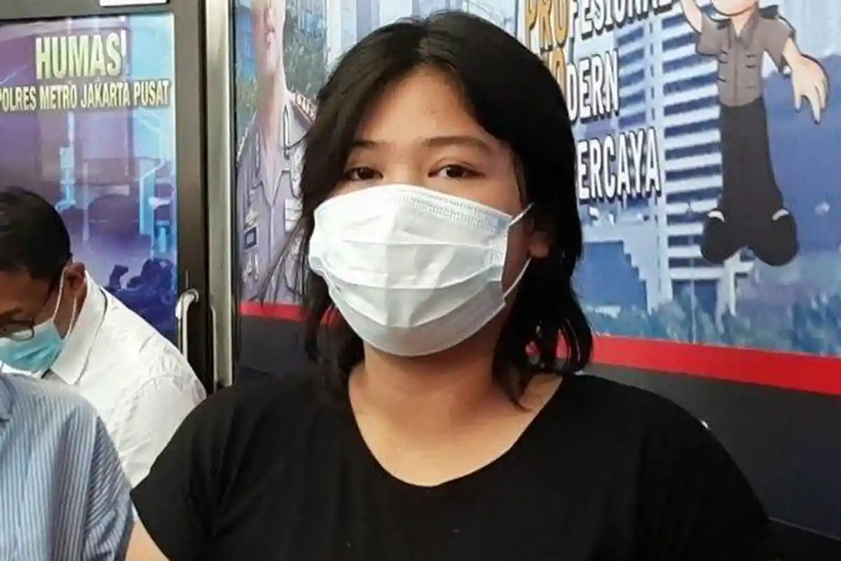 FAKTA TERBARU Pengakuan MA Wanita di Video Tak Senonoh di Halte Jalan Kramat Raya Jakarta