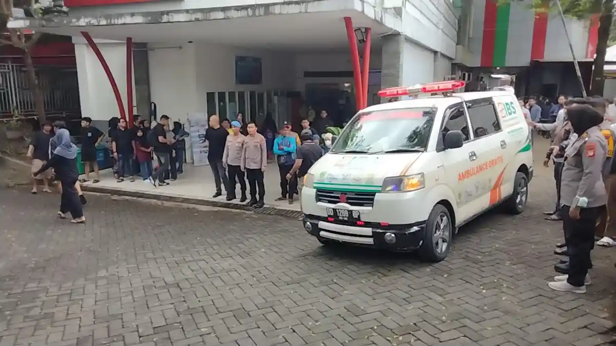 Jenazah Bripda DP Dibawa ke RS Bhayangkara Makassar, Diduga Dianiaya Senior