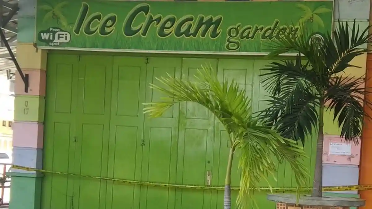 Tampilan Luar Tampak Kafe Ice Cream, Ternyata Tempat Dugem Anak-anak, Malah Ada yang Masih SD