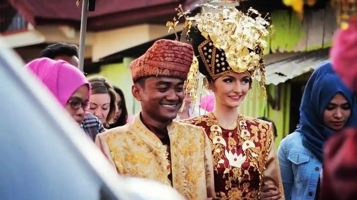 DULU Viral Pria asal Padang Nikahi Wanita Bule Inggris, 6 Tahun Berlalu Nasib Jennifer Berubah