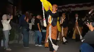 Tradisi-Bedhol-Pusaka.jpg