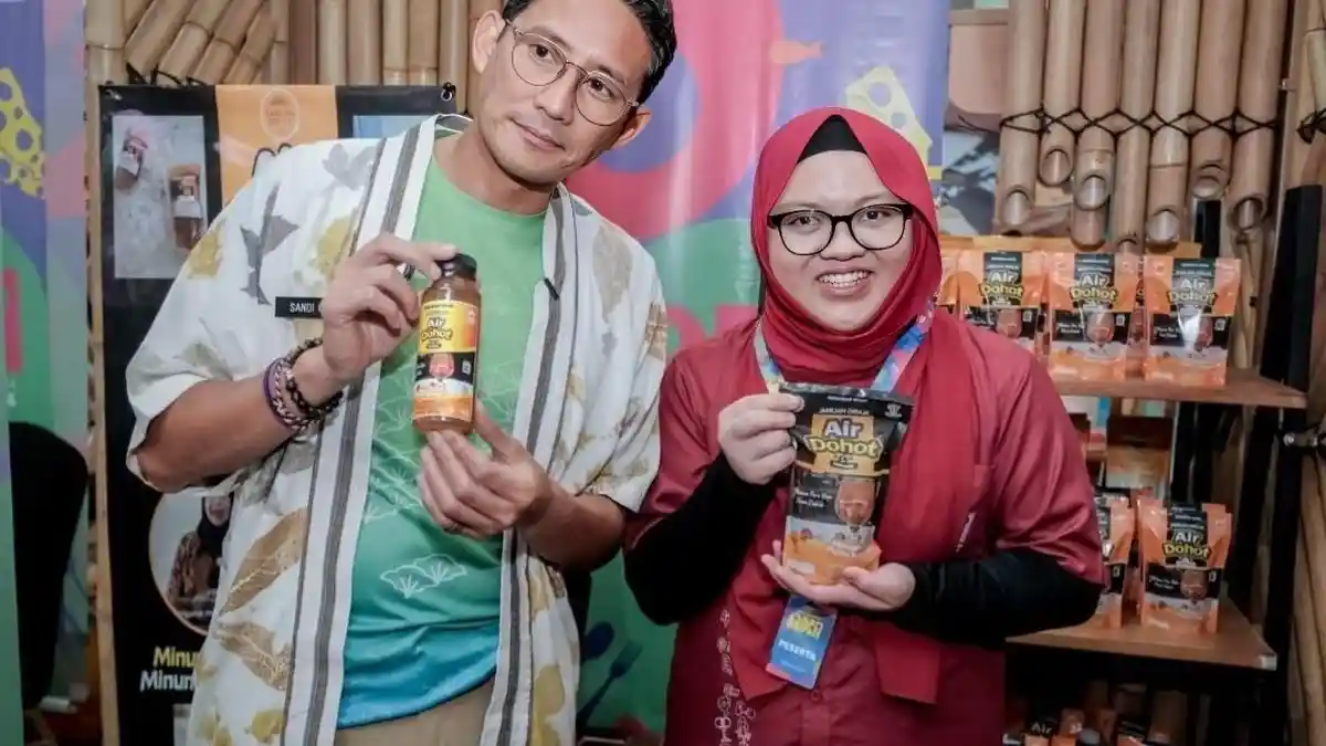 Sandiaga Ungkap Kabar Baik soal VoA Untuk Kepri, Soroti Harga Tiket Kapal Ferry Internasional