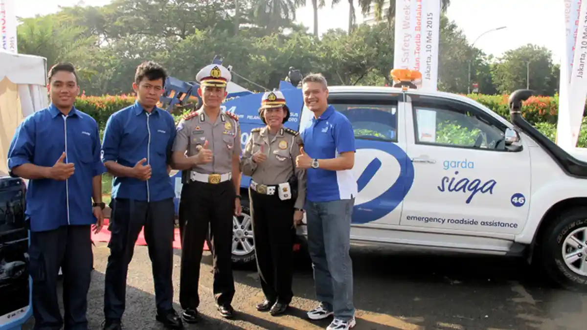 Garda Oto Peringati Global Road Safety Week 2015