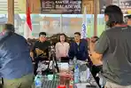 20261705-Ijazah-alumni-UGM-ditahan-mantan-Polisi.jpg