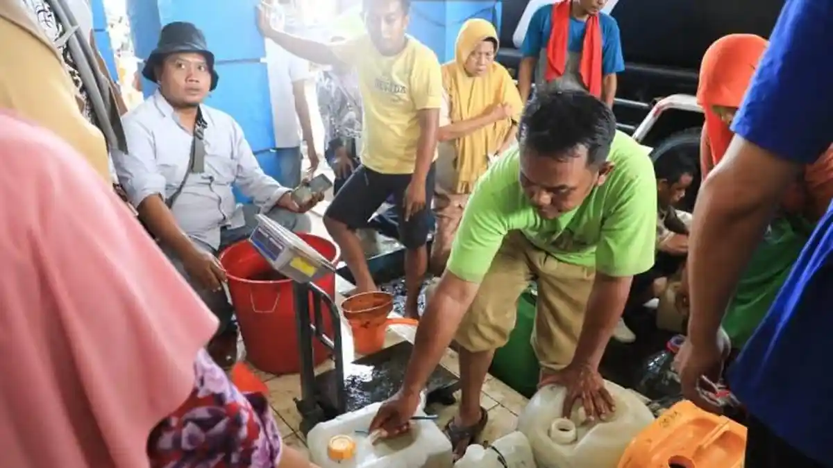 Jateng Mulai Bagikan Migor Curah, Ganjar Minta Sistem Distribusinya Perlu Dievaluasi