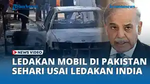 ledakan-mobil-pakistan.jpg