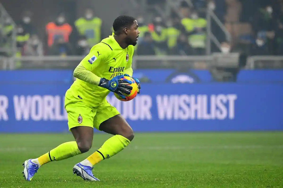 AC MILAN: Alasan Utama Mike Maignan Bertahan