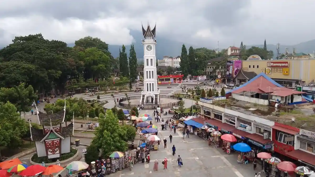 Prakiraan Cuaca Bukittinggi Kamis 12 Maret 2026: Kota Jam Gadang Cerah Seharian