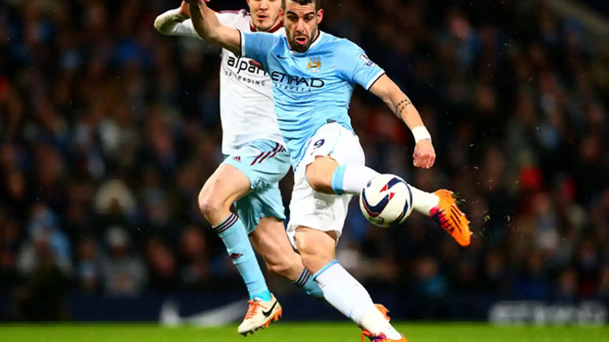 Alvaro Negredo Siap Pertahankan Performanya
