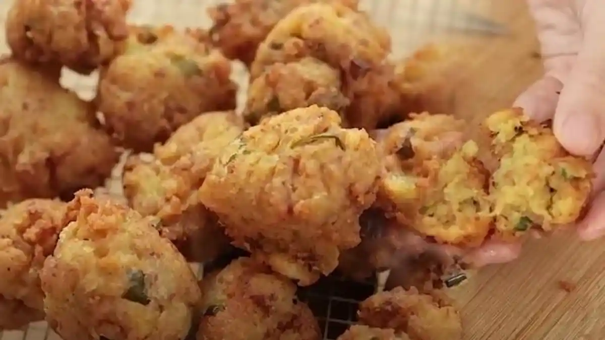 Resep Perkedel Kentang Kornet Ala Chef Devina Hermawan, Krsipi Banget di Luar Dalamnya Juga Lembut 