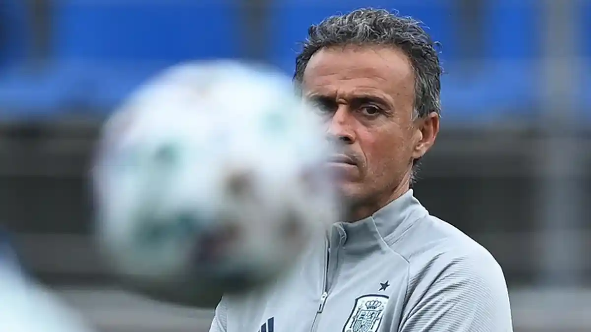 Luis Enrique Muncul di London, Wawancara dengan Pemilik Chelsea?