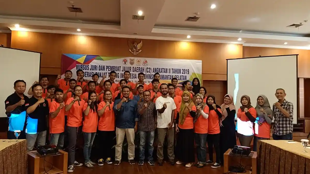 Mapala Pun Ikut Kursus Juri dan Membuat Jalur Panjat FPTI Kalsel