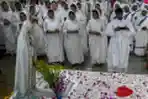Biarawati Peringati Hari Kelahiran Bunda Teresa