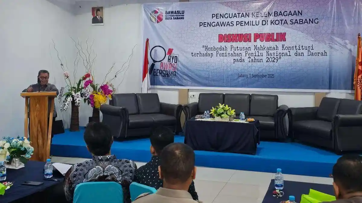 Wali Kota Sabang Buka Diskusi Publik Penguatan Kelembagaan Pengawas Pemilu