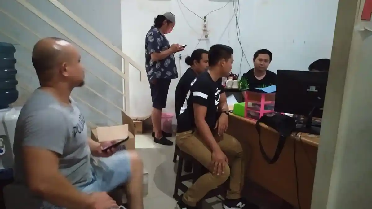 Terima Laporan Warga Ada Perjudian Online, Tim Resmob Polisi Turun Periksa, Ternyata Hanya Warnet