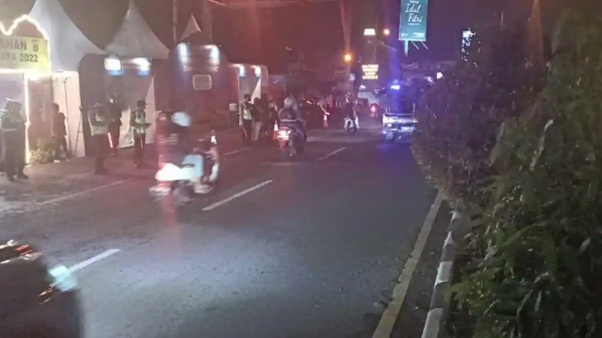Ribuan Kendaraan Kembali Melintas di Jalan Arteri Karawang, Kecepatan Kendaraan 50-60 Km per Jam