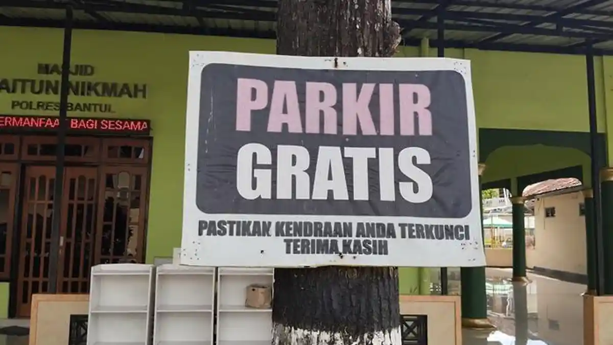 Polres Bantul Buka Layanan Penitipan Motor Gratis Bagi Warga yang Mudik