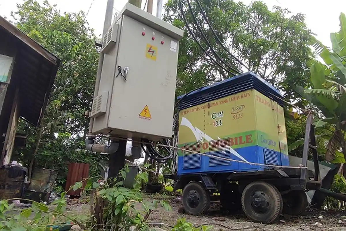 Trafo Rusak Disambar Petir, PLN Marabahan Waspadai Cuaca Buruk