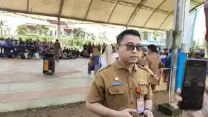 Kadisdik-HST-beri-keterangan-soal-Kelas-Bahasa-Inggris.jpg