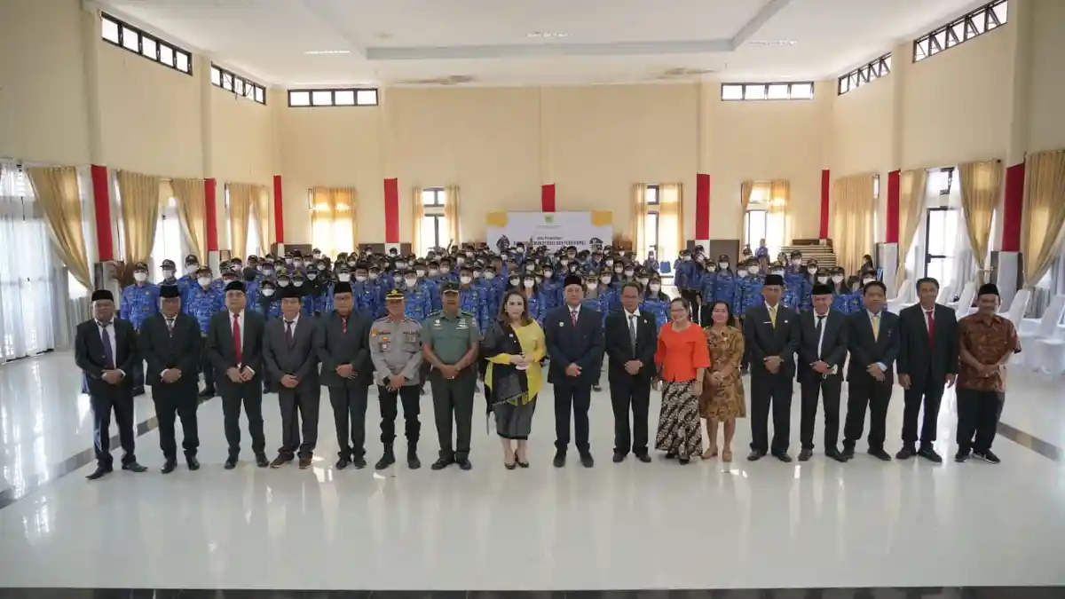 Bupati Franc Tumanggor Lantik 31 Pejabat Fungsional dan 167 CPNS Jadi PNS di Pakpak Bharat