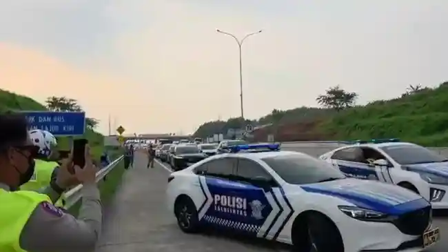 One Way Lokal Diberlakukan di Tol Batang-Semarang hingga Kilometer 459