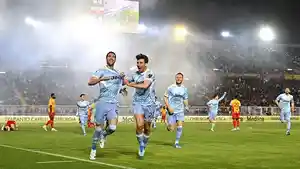 Para-pemain-Juventus-merayakan-gol-dalam-suatu-laga-foto-dari-X-pada-13-Mei.jpg