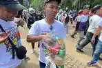 sembako-may-day-2026-buruh-monas-3.jpg