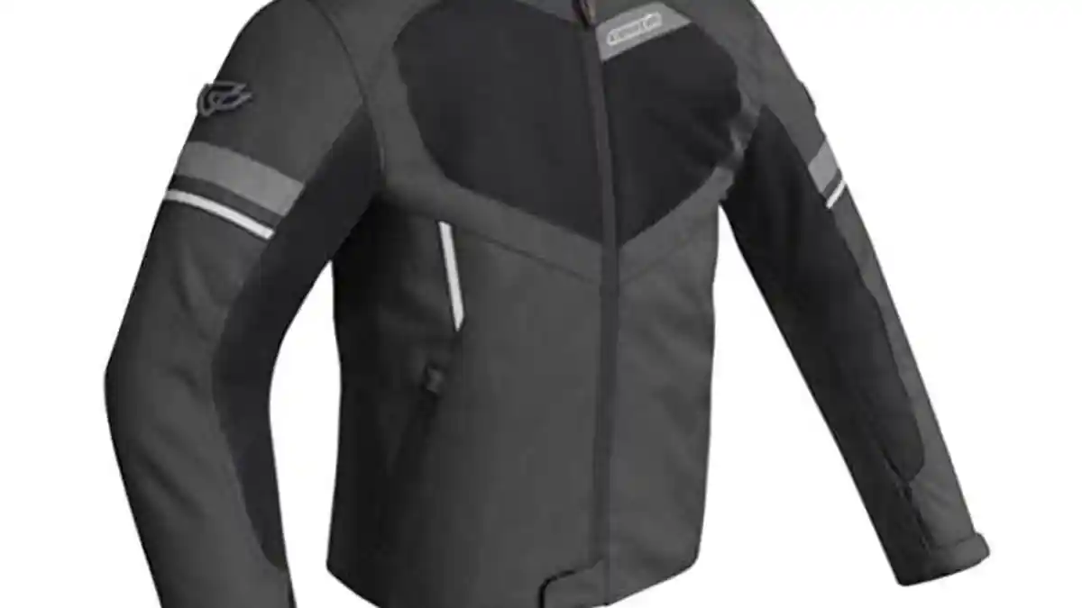 Mau Riding Tapi Tetap Keliatan Cool ? Coba Pakai Jaket Contin Ala Army Look Satu Ini
