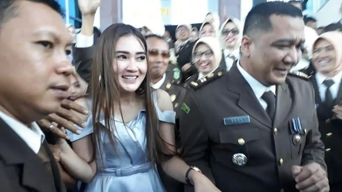 Nella Kharisma Batal Jadi Saksi Kasus Kosmetik Ilegal Gara-gara Hakim Datang Terlambat ke Pengadilan