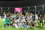 Para-pemain-PSIS-Semarang-merayakan-kemenangan-atas-Persis-Solo.jpg