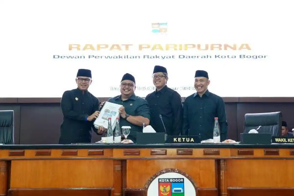 Bedah Nota Keuangan RAPBD 2024, Atang Trisnanto Minta Pemkot Bogor Fokus di 3 Sektor