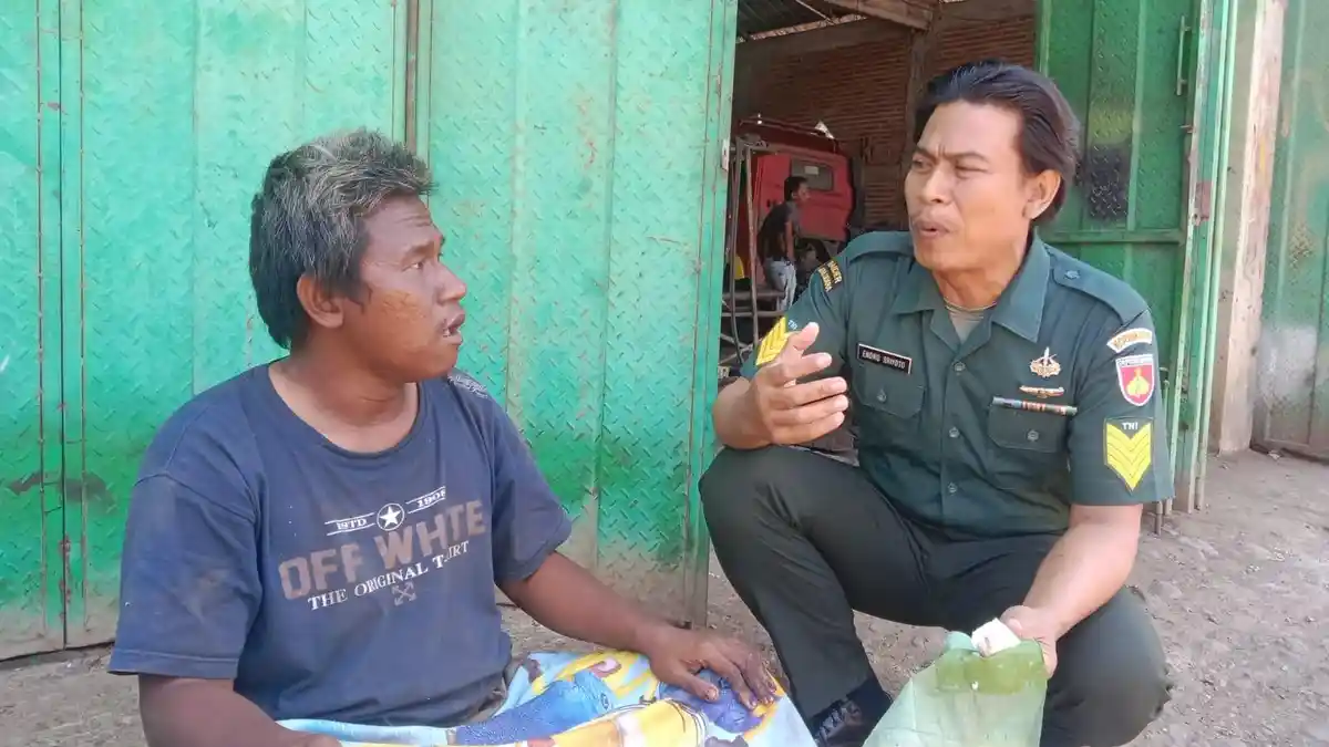 Kisah Kepedulian Prajurit TNI Serma Endro kepada ODGJ, Rela Memandikan dan Menyuapi: Itu Mulia