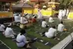 Perayaan Hari Raya Galungan di Pura Kertajaya Kota Tangerang