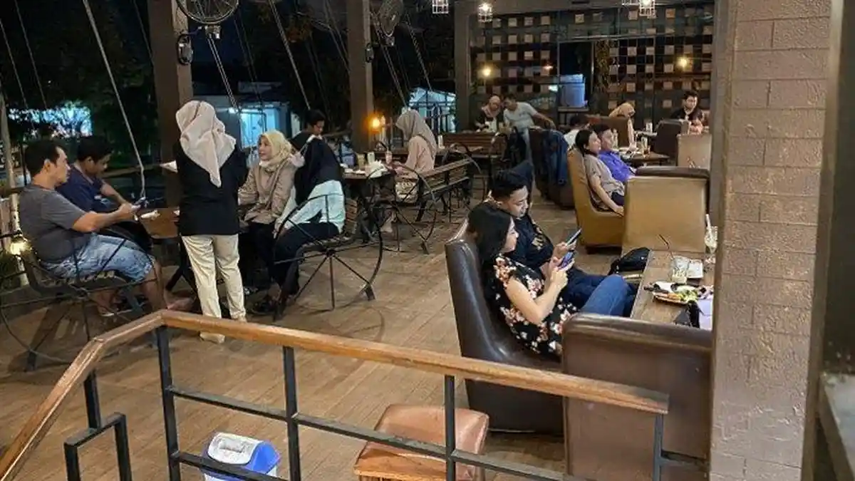 Nongkrong ala Eropa dengan Sajian Khas Nusantara di Kudus, Coba ke Lavamong Coffe and Resto