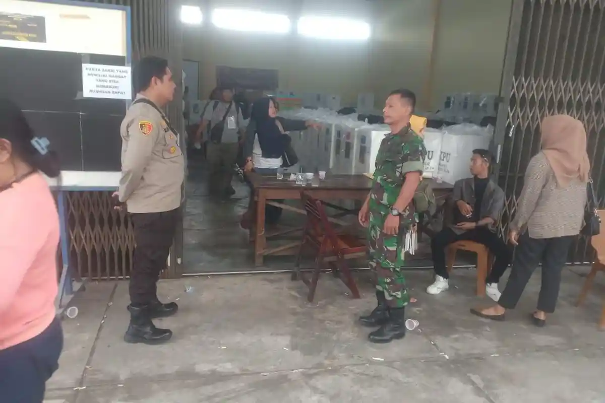 Proses Rekapitulasi Pemilu 2024 masih Berlangsung, Polres Singkawang Terus Lakukan Pengamanan